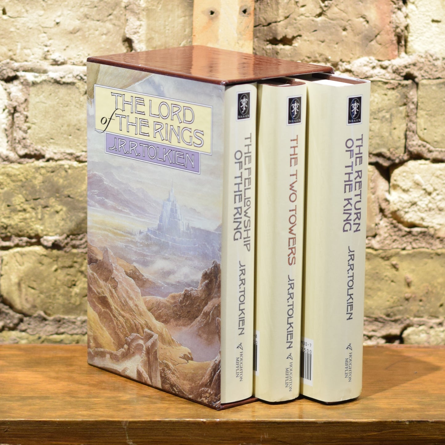 Vintage Fantasy Hardbacks: JRR Tolkien - The Lord of the Rings three volume set