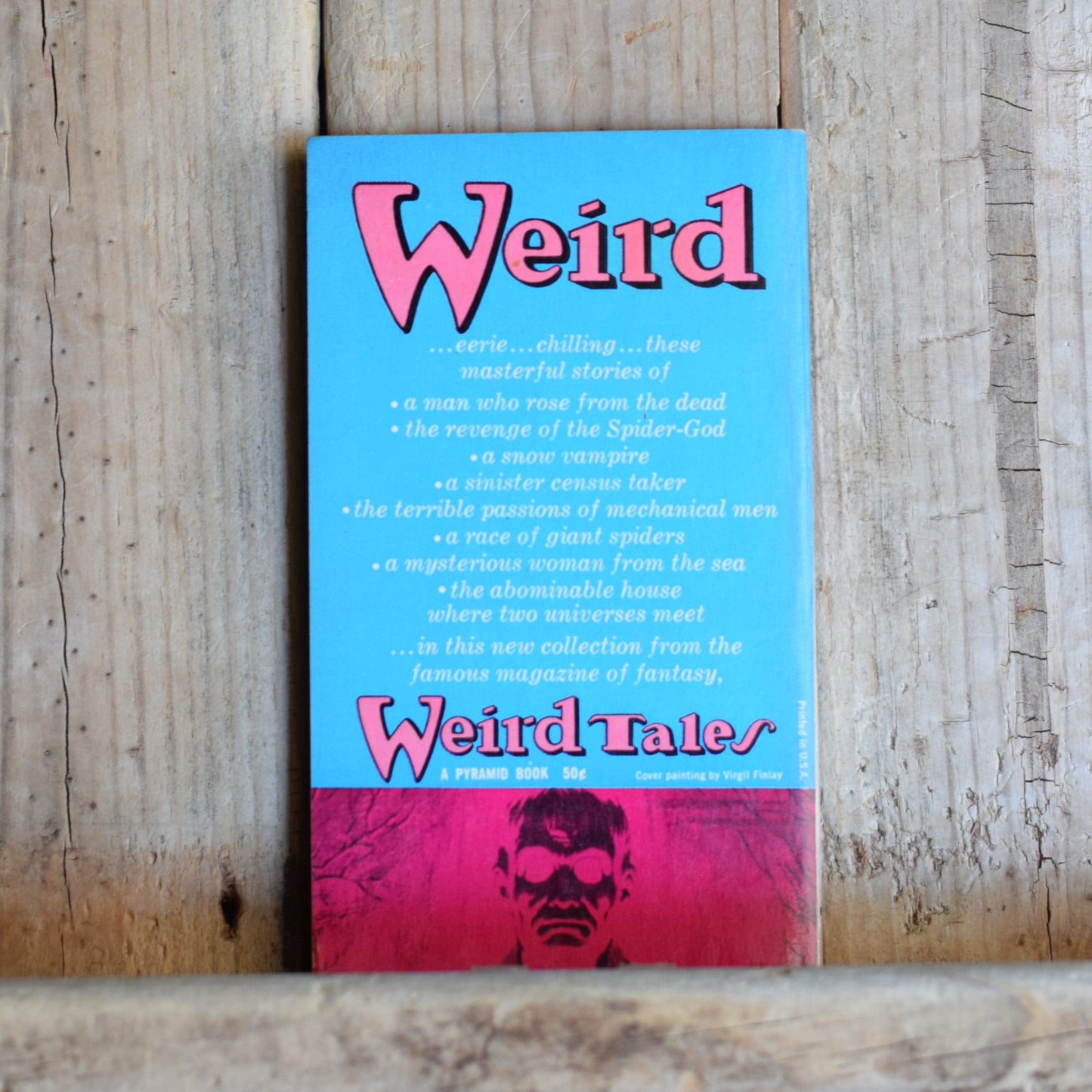 Vintage Horror Paperback: Weird Tales edited by Leo Margulies