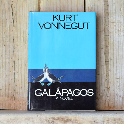 Vintage Fiction Hardback: Kurt Vonnegut - Galapagos FIRST EDITION