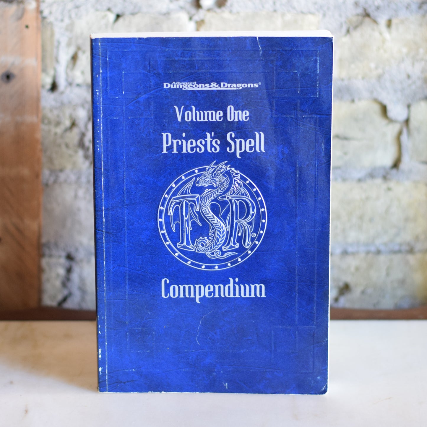 Vintage Dungeons and Dragons Paperback: Priest's Spell Compendium Vol.1