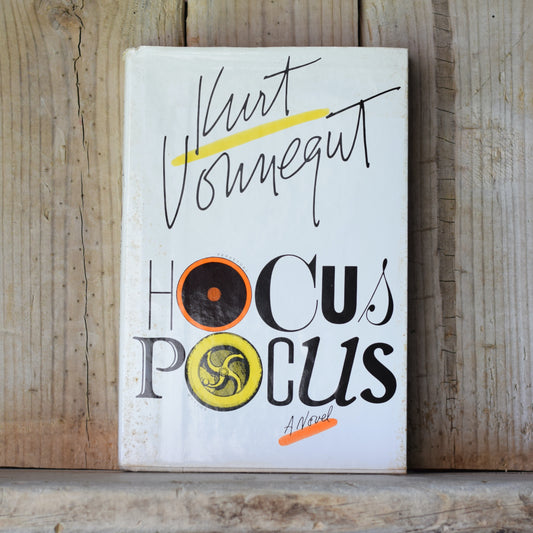 Vintage Fiction Hardback: Kurt Vonnegut - Hocus Pocus FIRST PRINTING