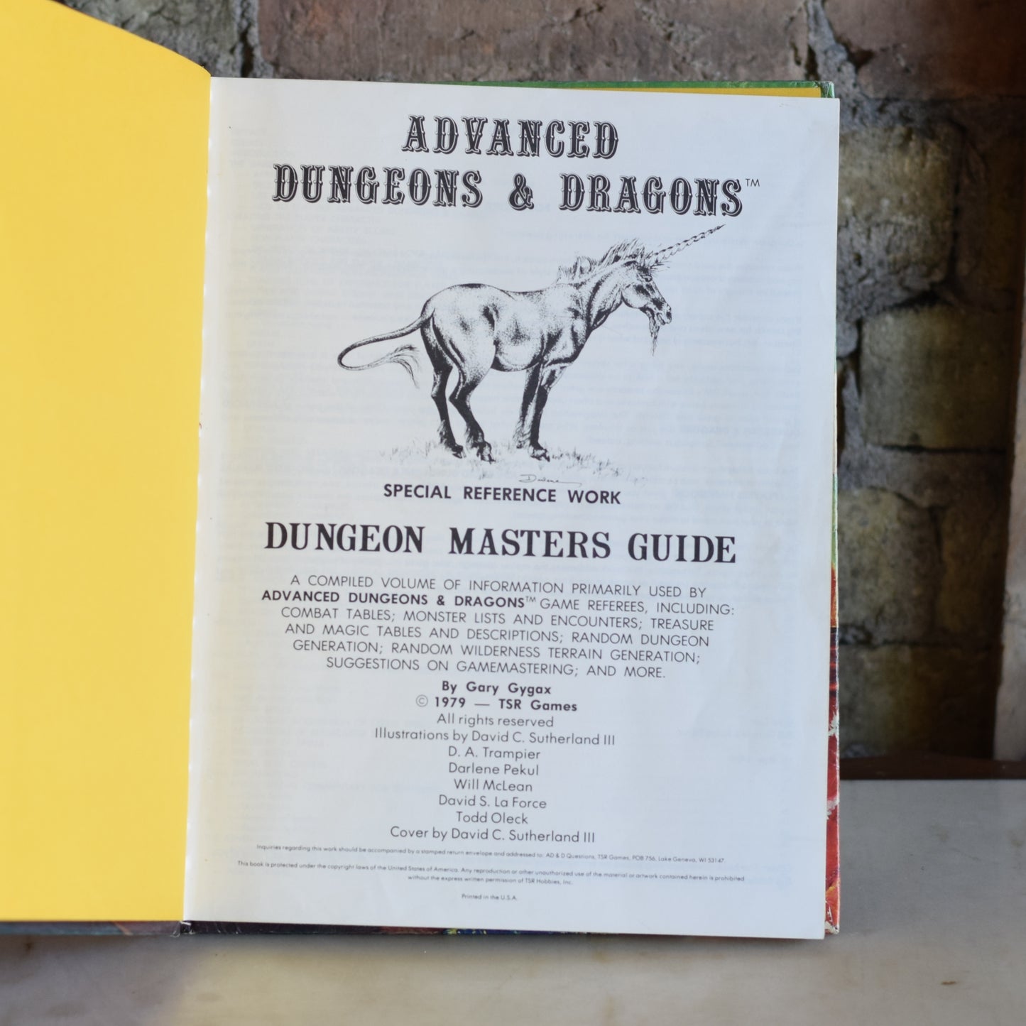 Vintage Dungeons and Dragons Hardback: Dungeon Masters Guide Advanced Dungeons and Dragons First Edition FIRST PRINTING