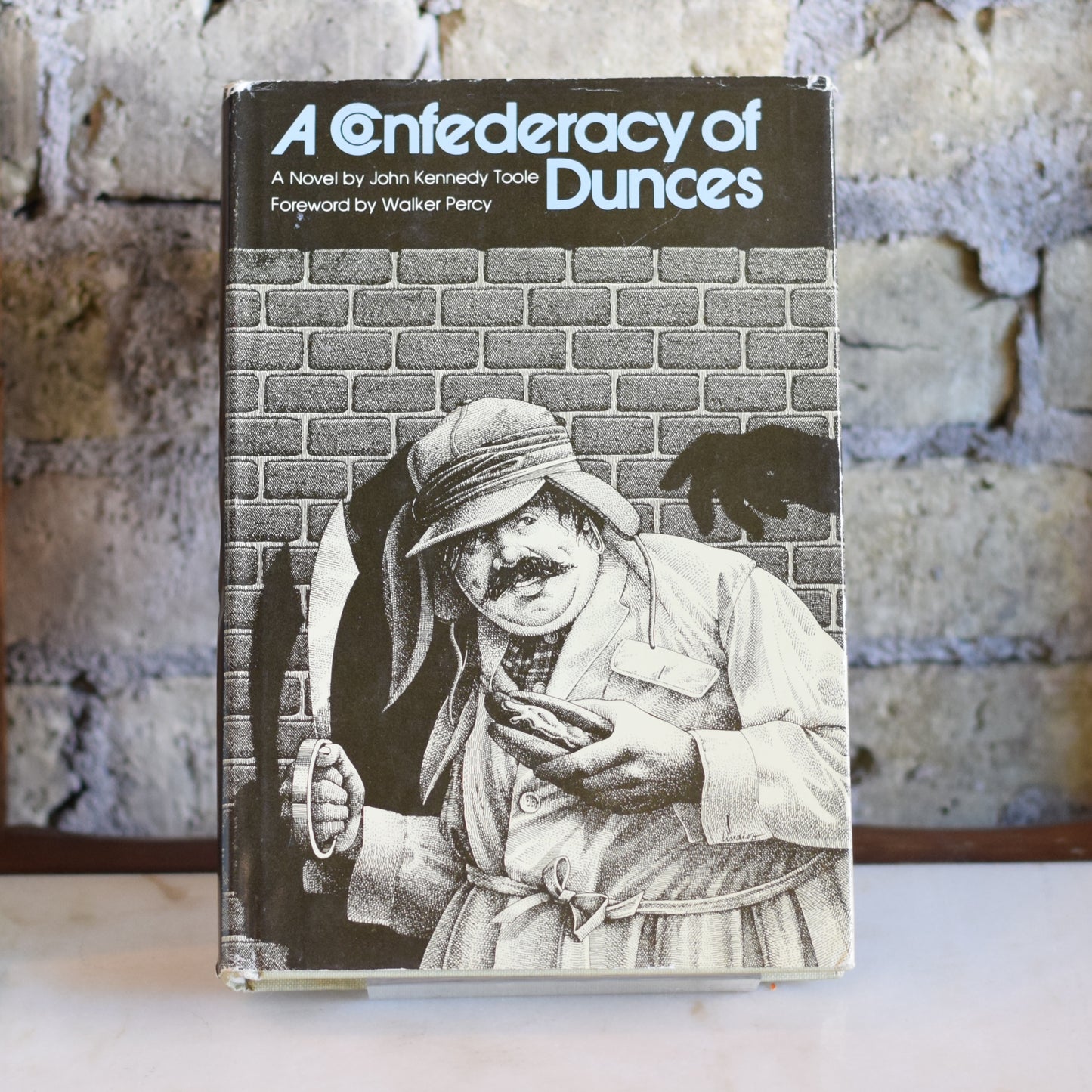 Vintage Fiction Hardback: John Kennedy Toole - A Confederacy of Dunces THIRD PRINTING