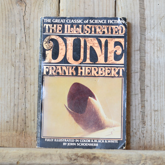 Vintage Sci-fi Paperback: Frank Herbert - The Illustrated Dune