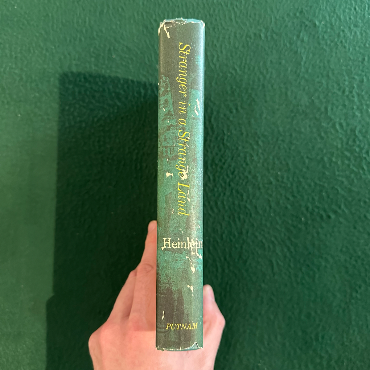 Vintage Sci-Fi Hardback: Robert A Heinlein - Stranger in a Strange Land BCE