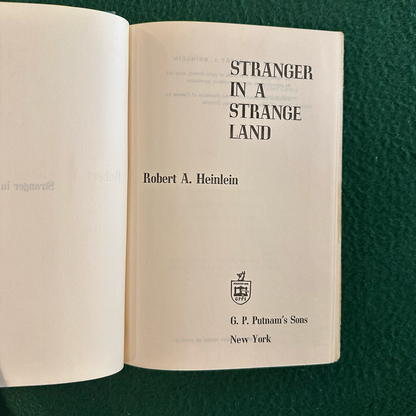 Vintage Sci-Fi Hardback: Robert A Heinlein - Stranger in a Strange Land BCE