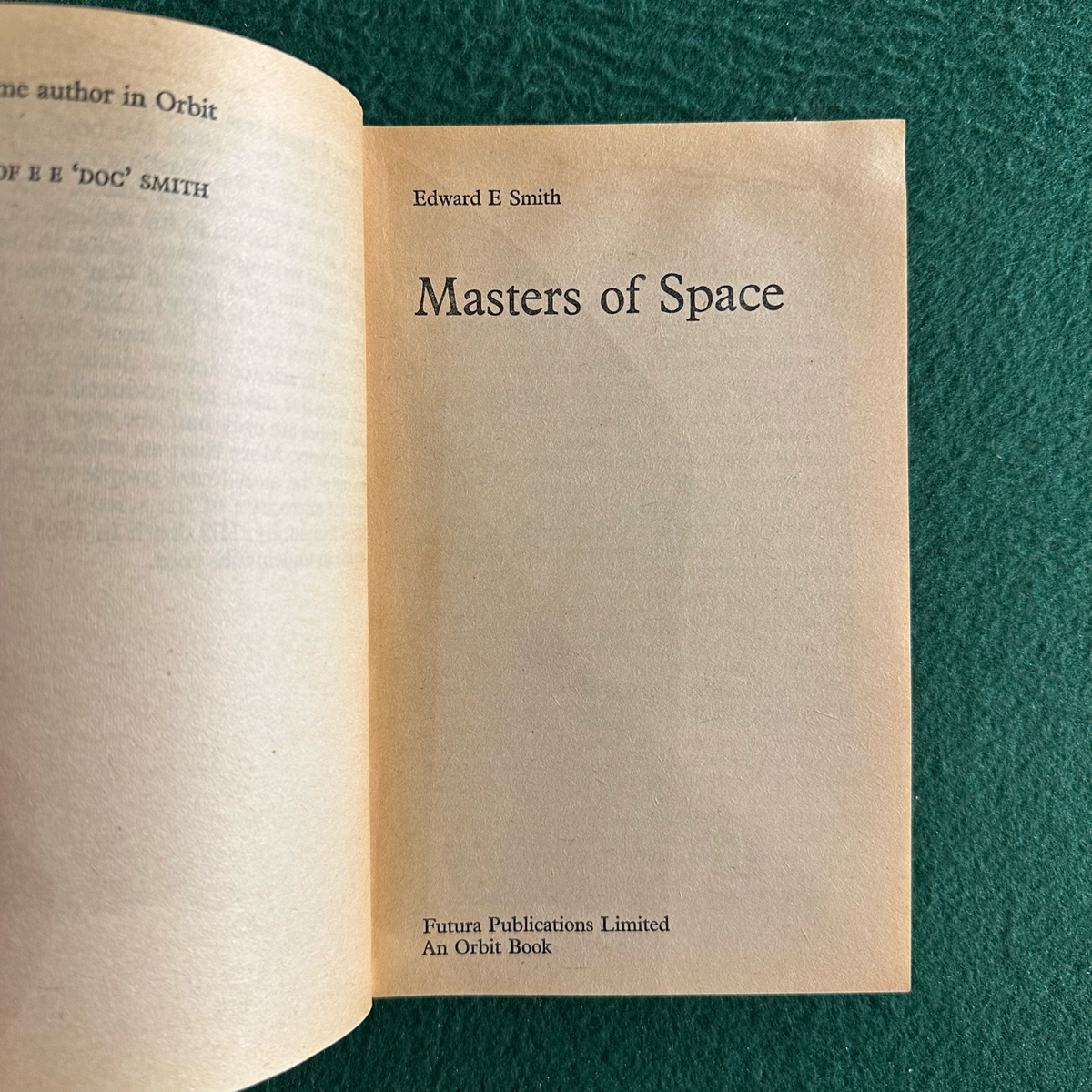 Vintage Sci-Fi Paperback: E E 'Doc' Smith - Masters of Space