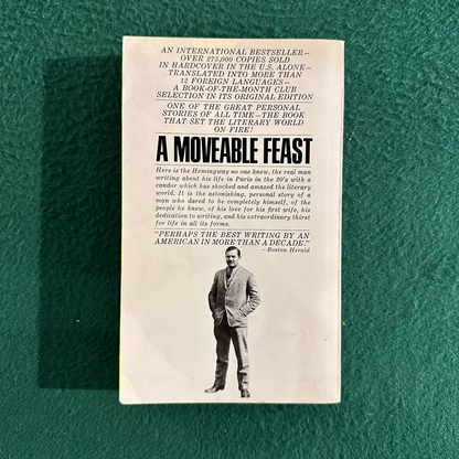Vintage Fiction Paperback: Ernest Hemingway - A Moveable Feast