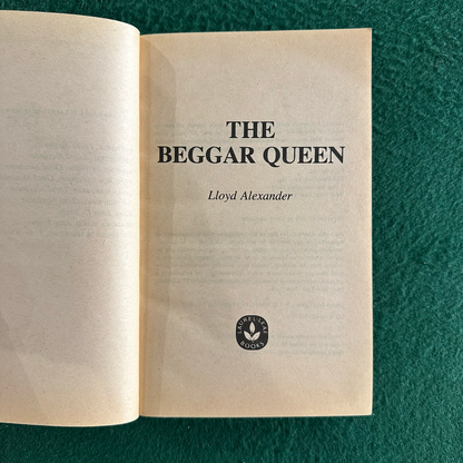 Vintage Fantasy Paperback: Lloyd Alexander - The Beggar Queen