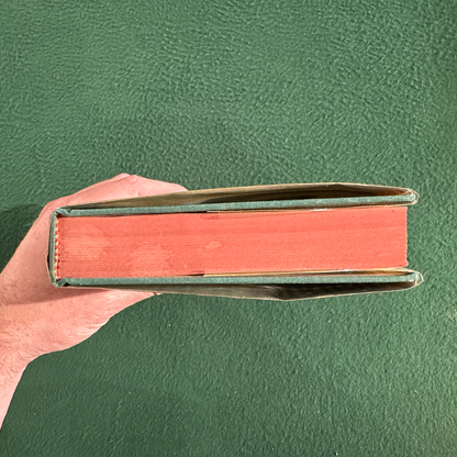 Vintage Fantasy Hardback: JRR Tolkien - The Silmarillion FIRST EDITION/PRINTING
