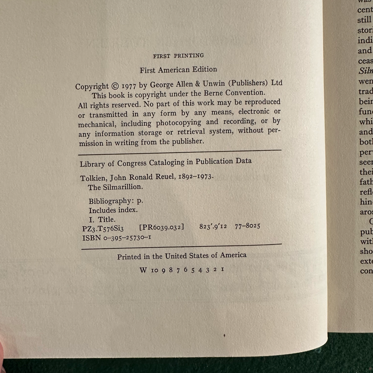 Vintage Fantasy Hardback: JRR Tolkien - The Silmarillion FIRST EDITION/PRINTING