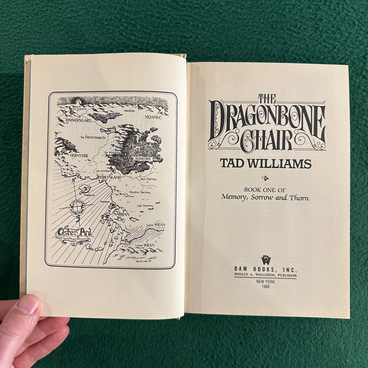 Vintage Fantasy Hardback: Tad Williams - The Dragonbone Chair FIRST EDITION