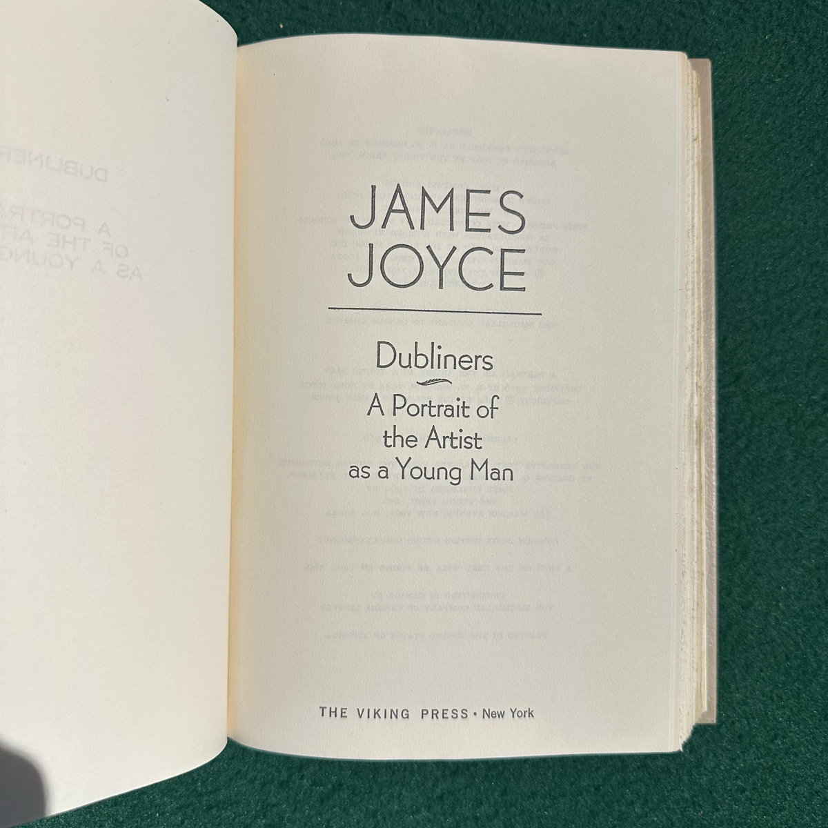 Vintage Fiction Hardbacks: James Joyce - Ulysses, Finnegans Wake, Dubliners, A Portrait of the Artist as a Young Man BCEs