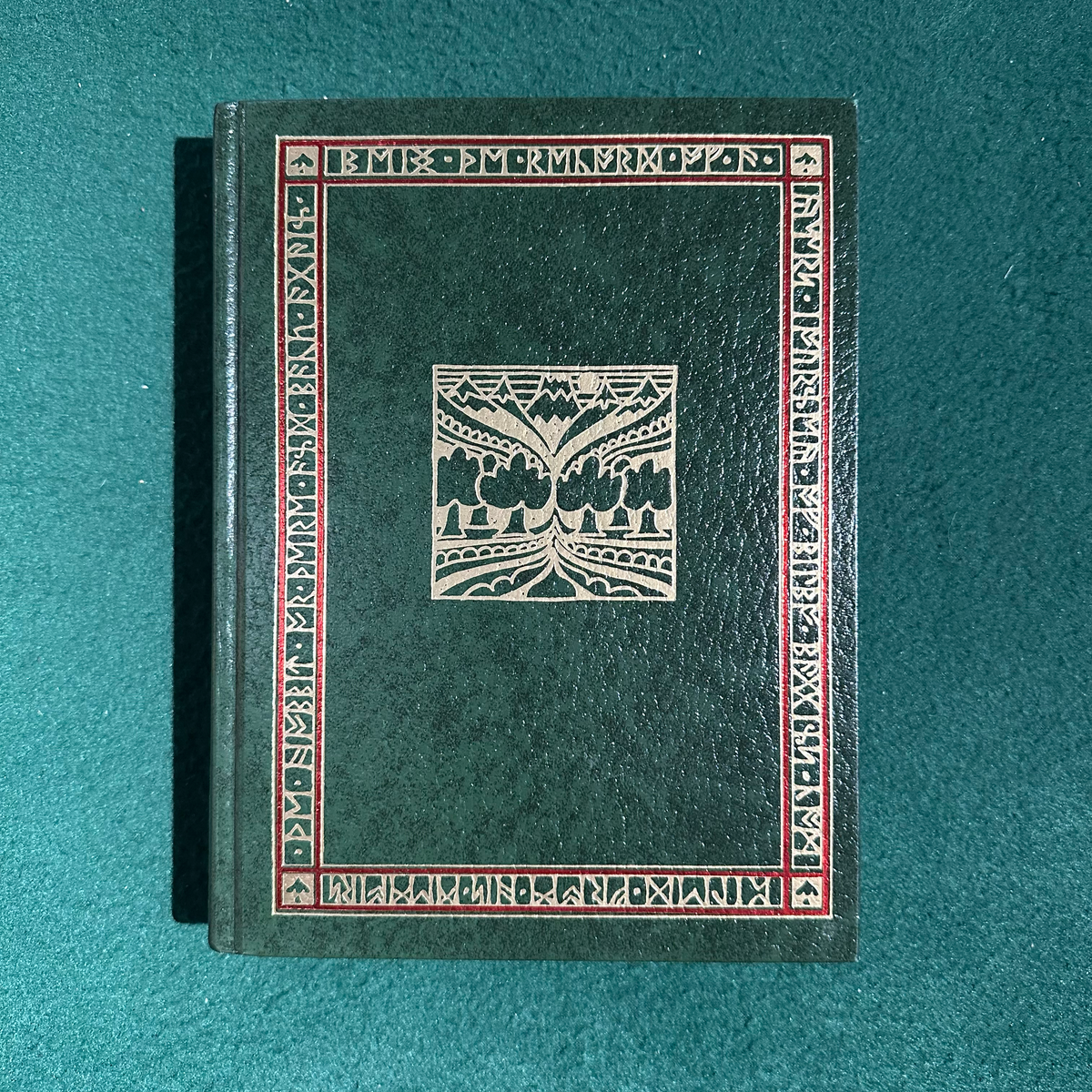 Vintage Fantasy Hardback: JRR Tolkien - The Hobbit, 22nd Printing