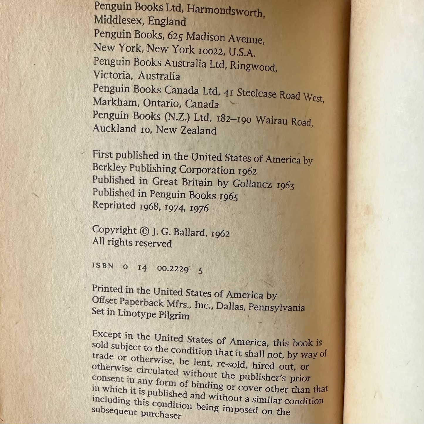 Vintage Sci-Fi Paperback: J G Ballard - The Drowned World