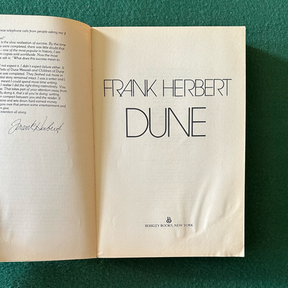 Vintage Sci-Fi Paperback: Frank Herbert - Dune