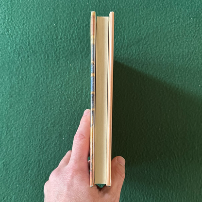 Vintage Fantasy Hardback: Terry Pratchett - Wyrd Sisters BCE
