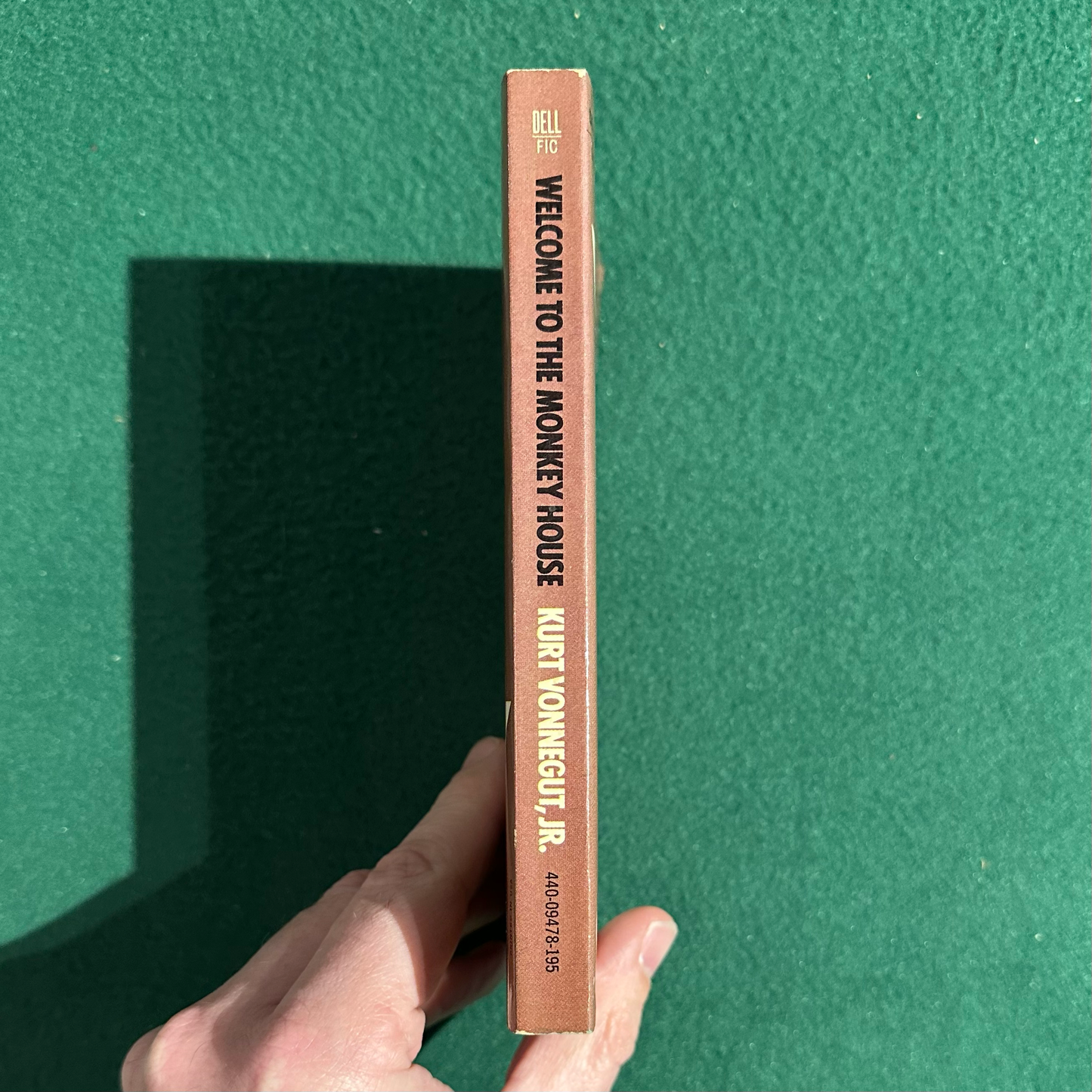 Vintage Fiction Paperback: Kurt Vonnegut - Welcome to the Monkey House