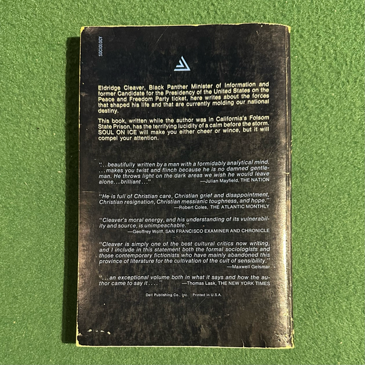 Vintage Non-Fiction Paperback: Eldridge Cleaver - Soul on Ice 6TH PRINTING