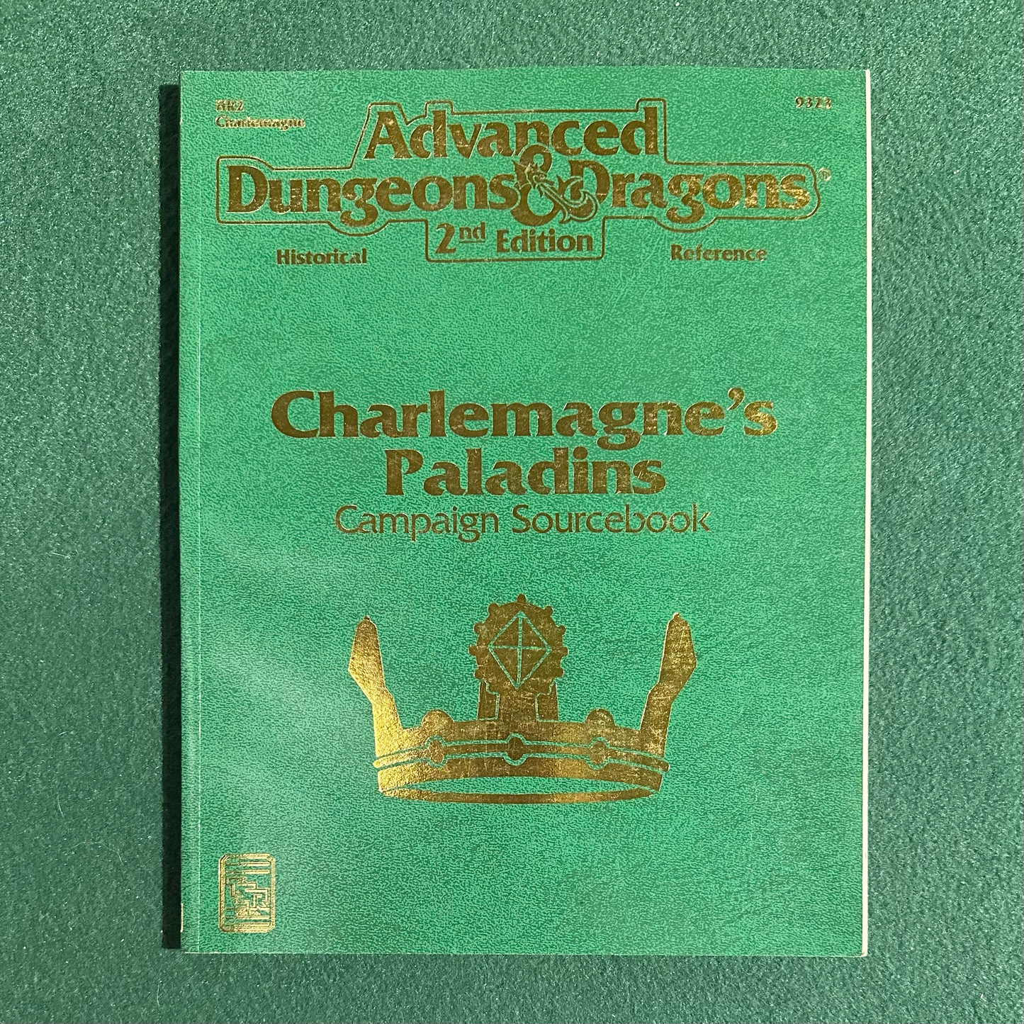Vintage Dungeons & Dragons 2e Supplement: Charlemagne's Paladins w/Map