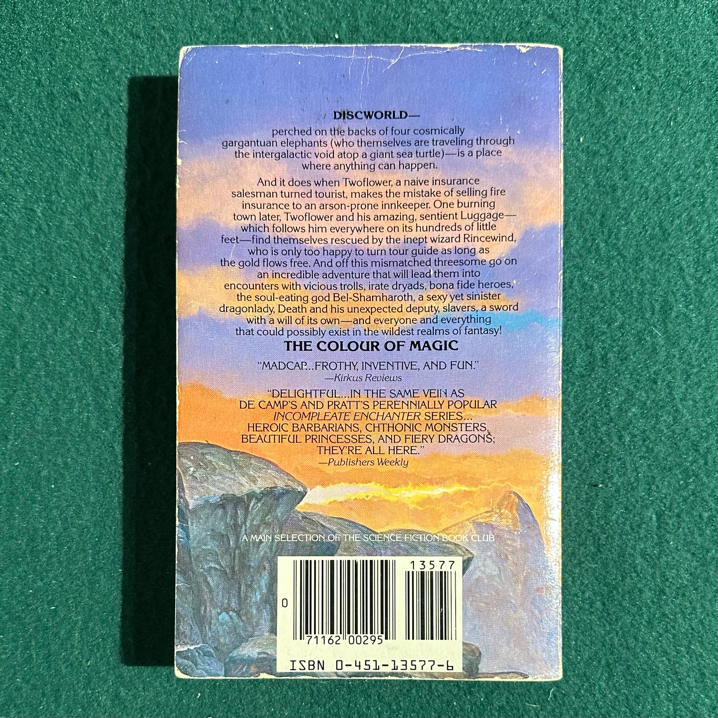 Vintage Fantasy Paperback: Terry Pratchett - The Colour of Magic THIRD PRINTING