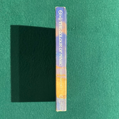 Vintage Fantasy Paperback: Terry Pratchett - The Colour of Magic THIRD PRINTING