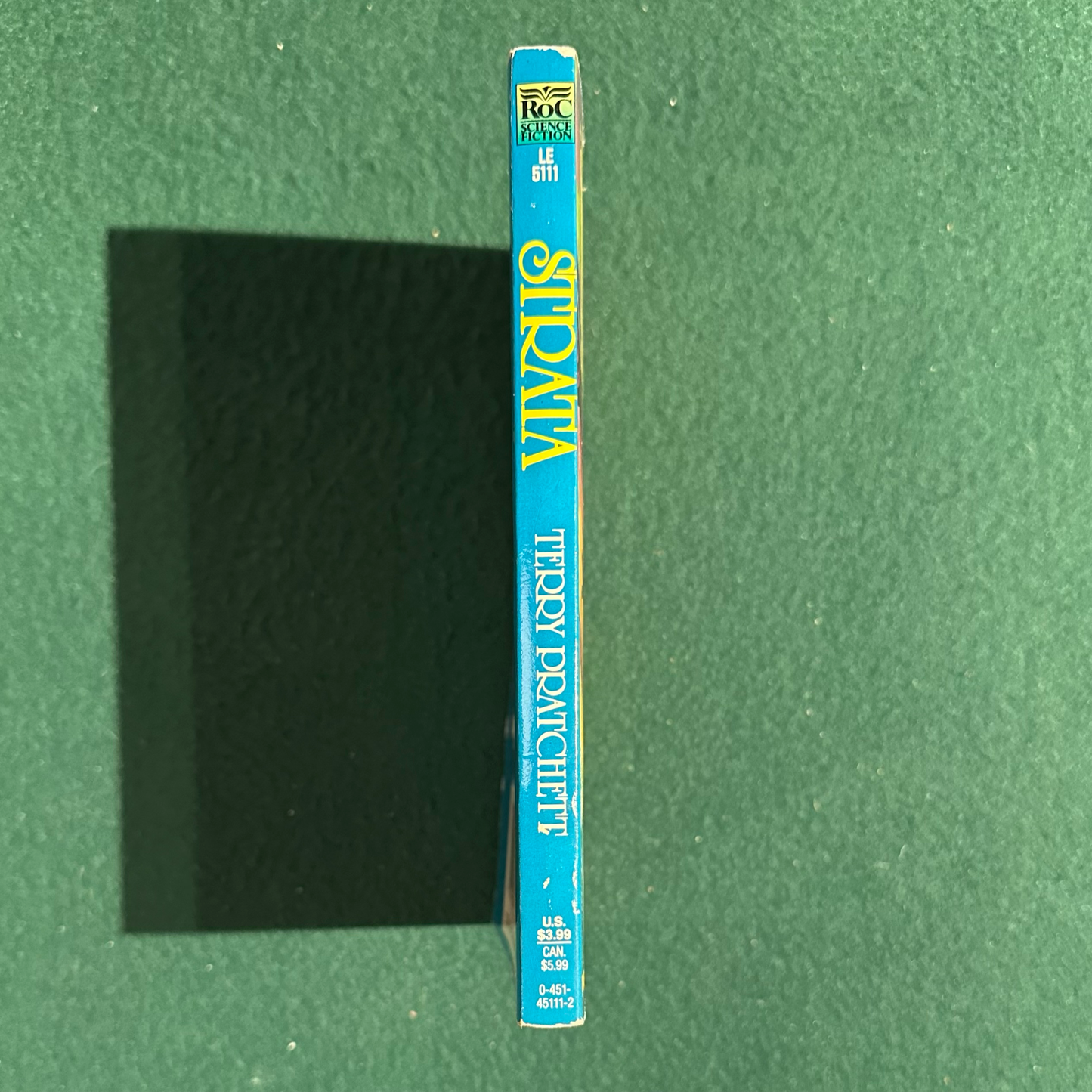 Vintage Fantasy Paperback: Terry Pratchett - Strata THIRD PRINTING