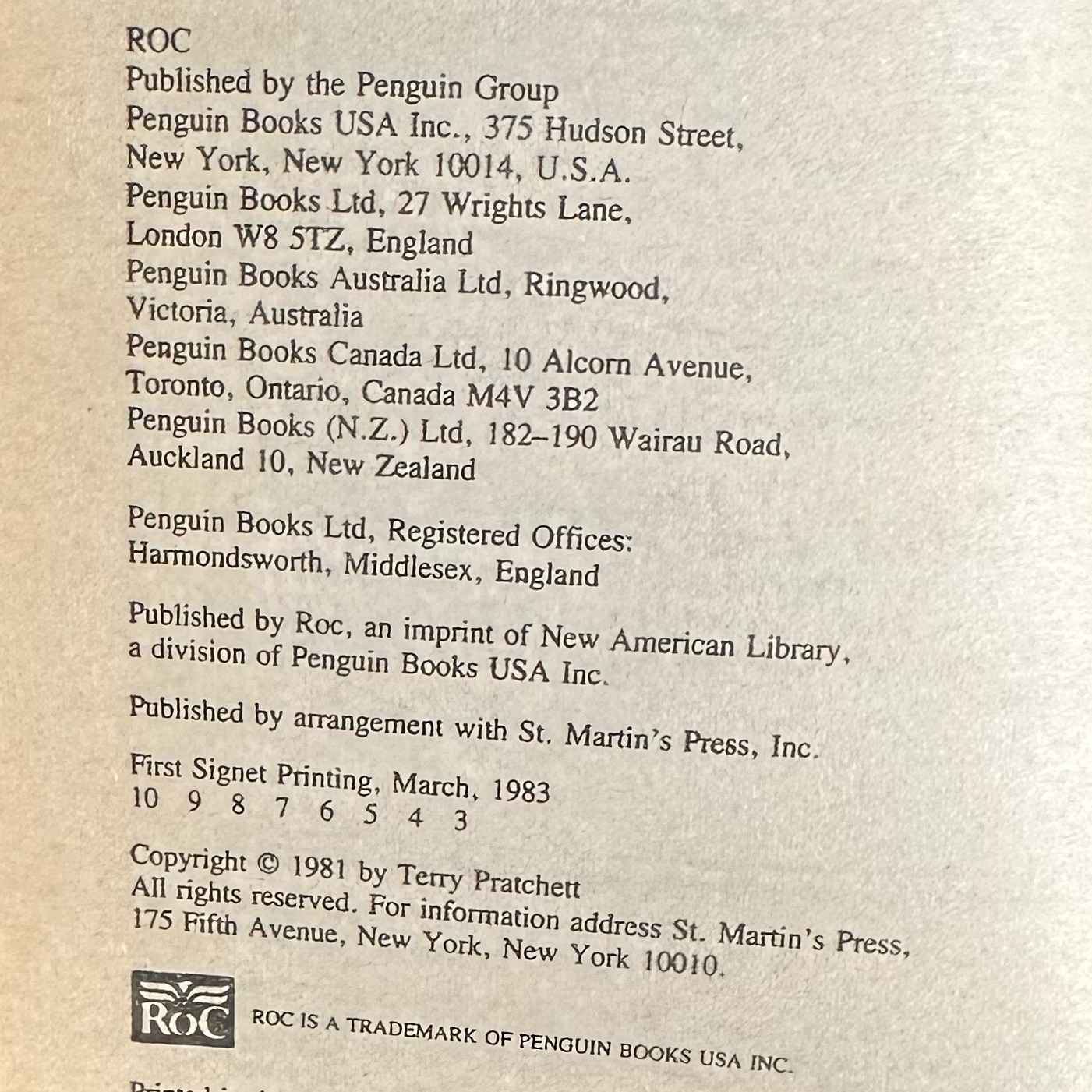 Vintage Fantasy Paperback: Terry Pratchett - Strata THIRD PRINTING