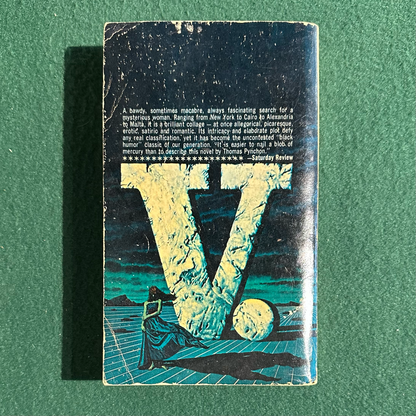 Vintage Fiction Paperback: Thomas Pynchon V. TENTH PRINTING