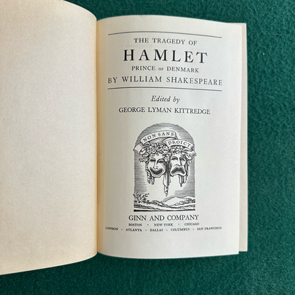 Vintage Fiction Hardback: William Shakespeare - Hamlet