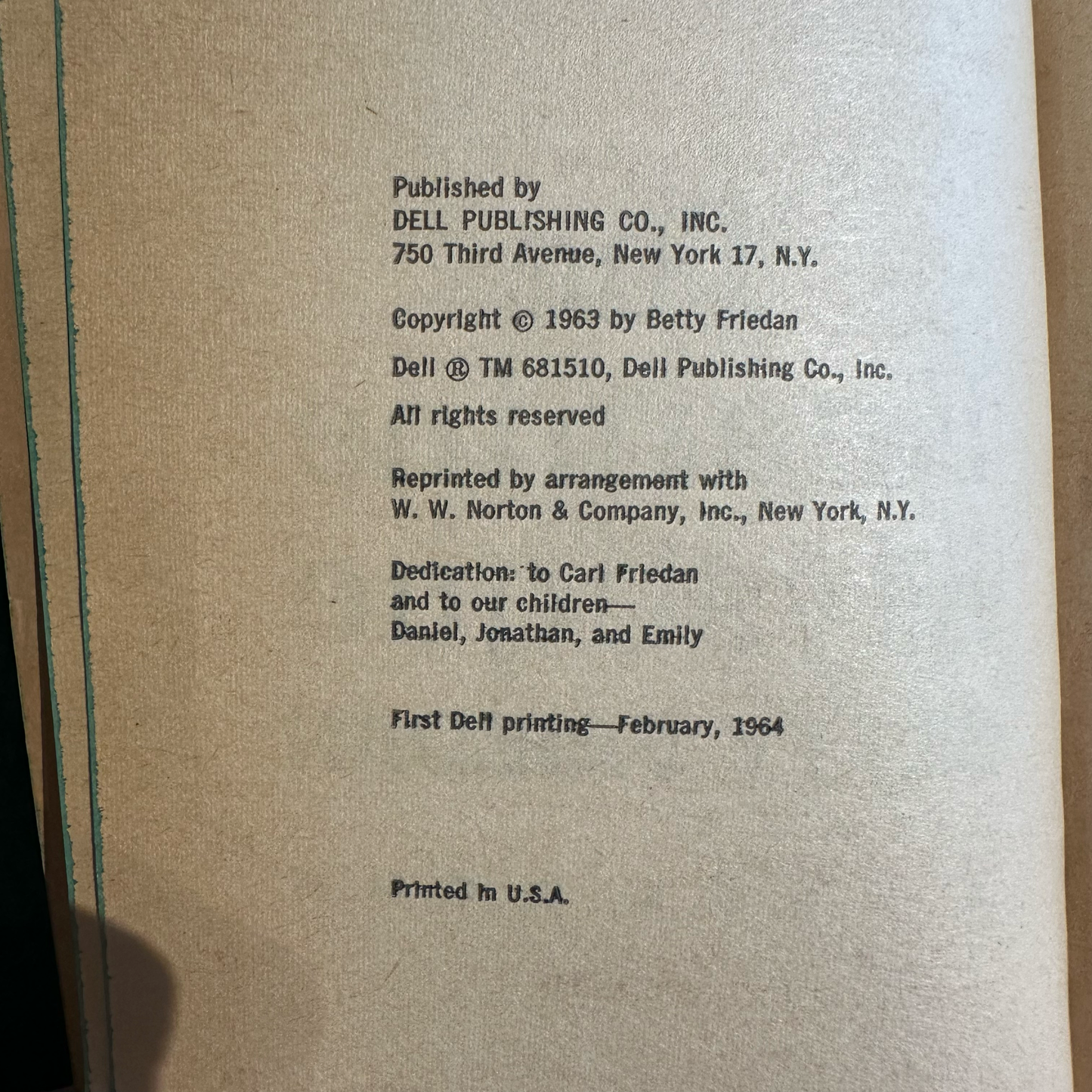 Vintage Fiction Paperback: Betty Friedan - The Feminine Mystique FIRST PRINTING