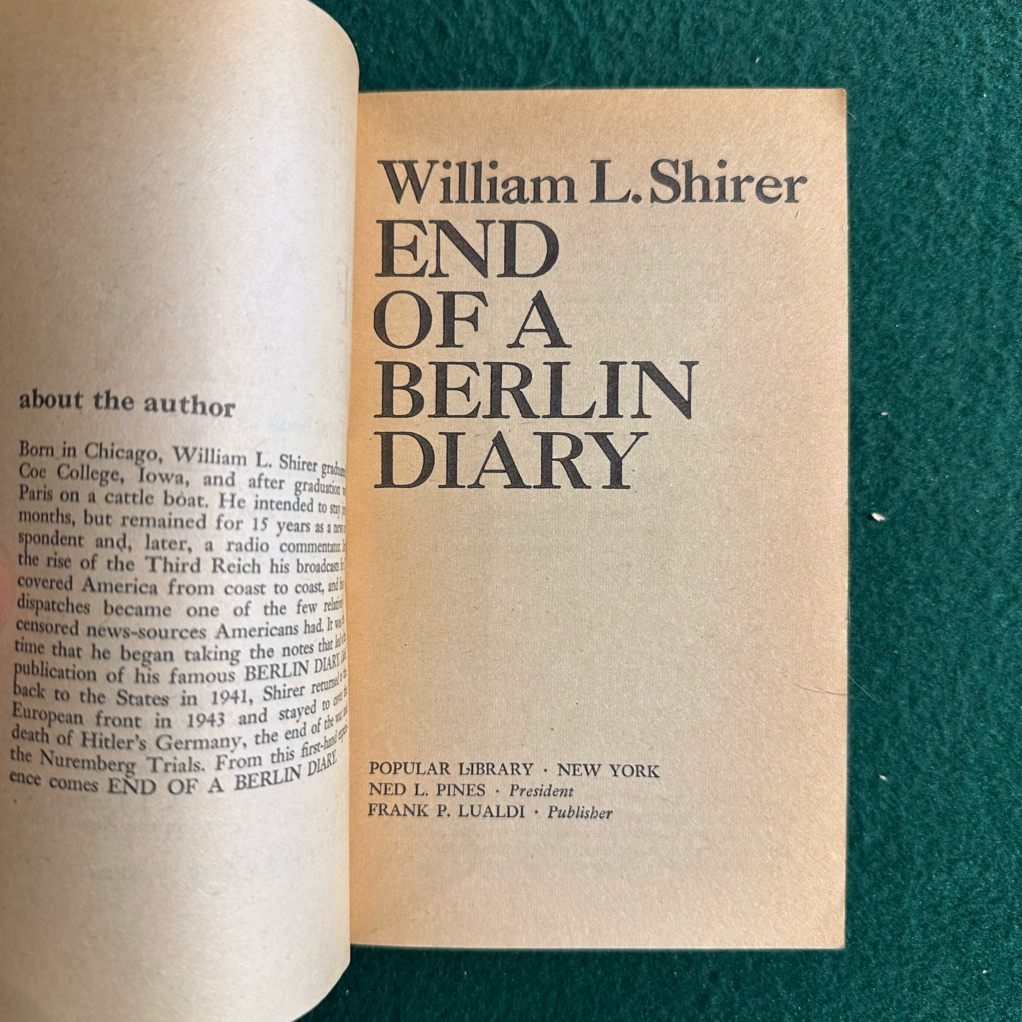 Vintage Fiction Paperback: William L Shirer - End of a Berlin Diary