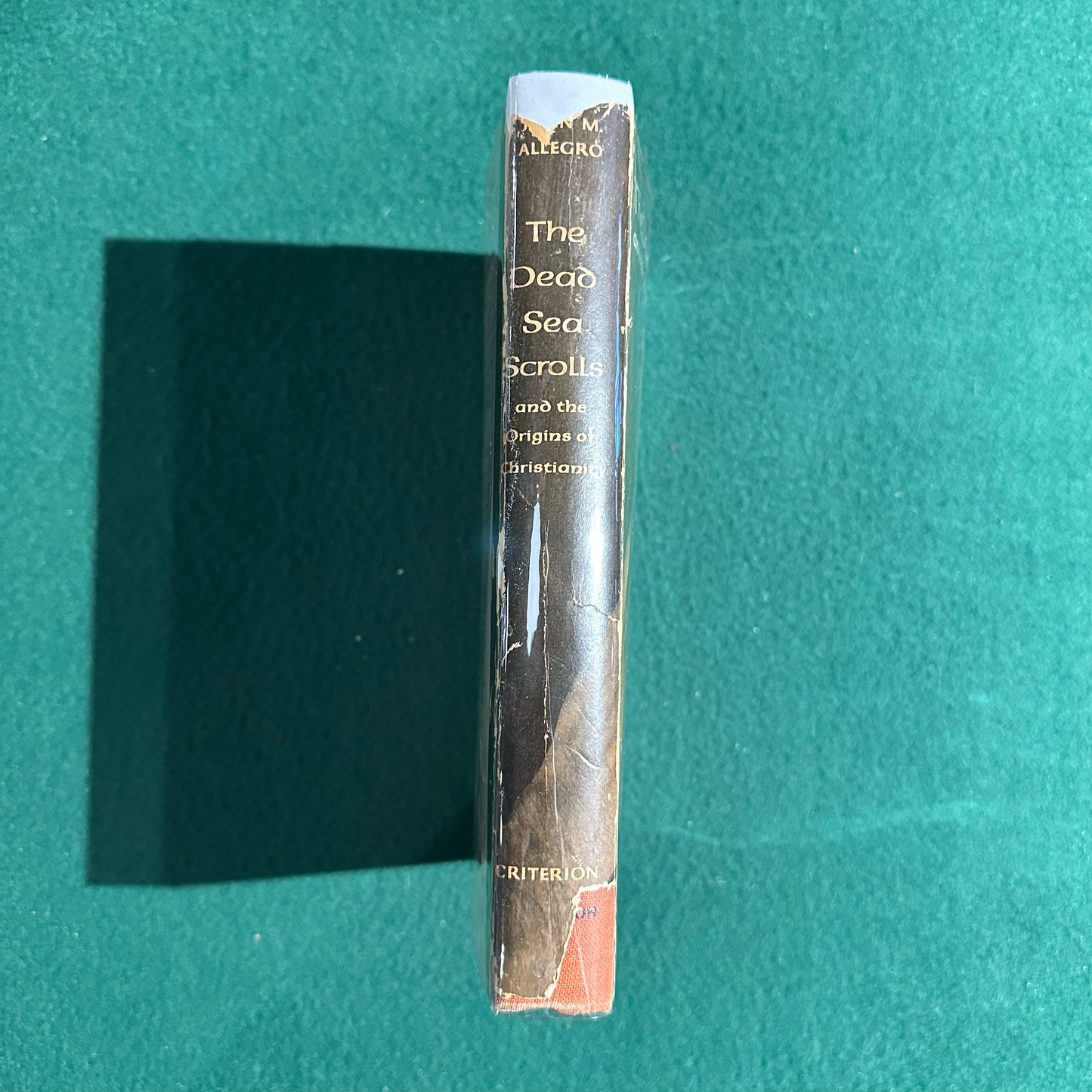 Vintage Non-Fiction Hardback: John M Allegro - The Dead Sea Scrolls
