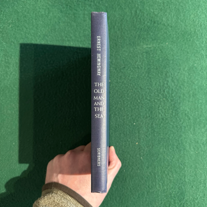 Vintage Fiction Hardback: Ernest Hemingway - The Old Man and the Sea BOOK CLUB EDITION