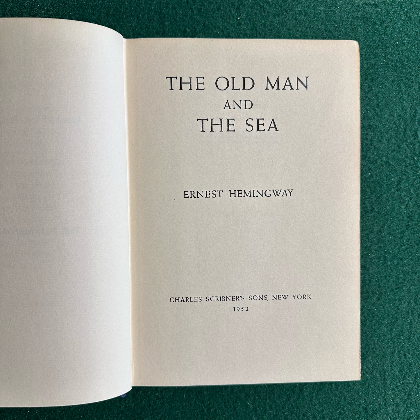 Vintage Fiction Hardback: Ernest Hemingway - The Old Man and the Sea BOOK CLUB EDITION