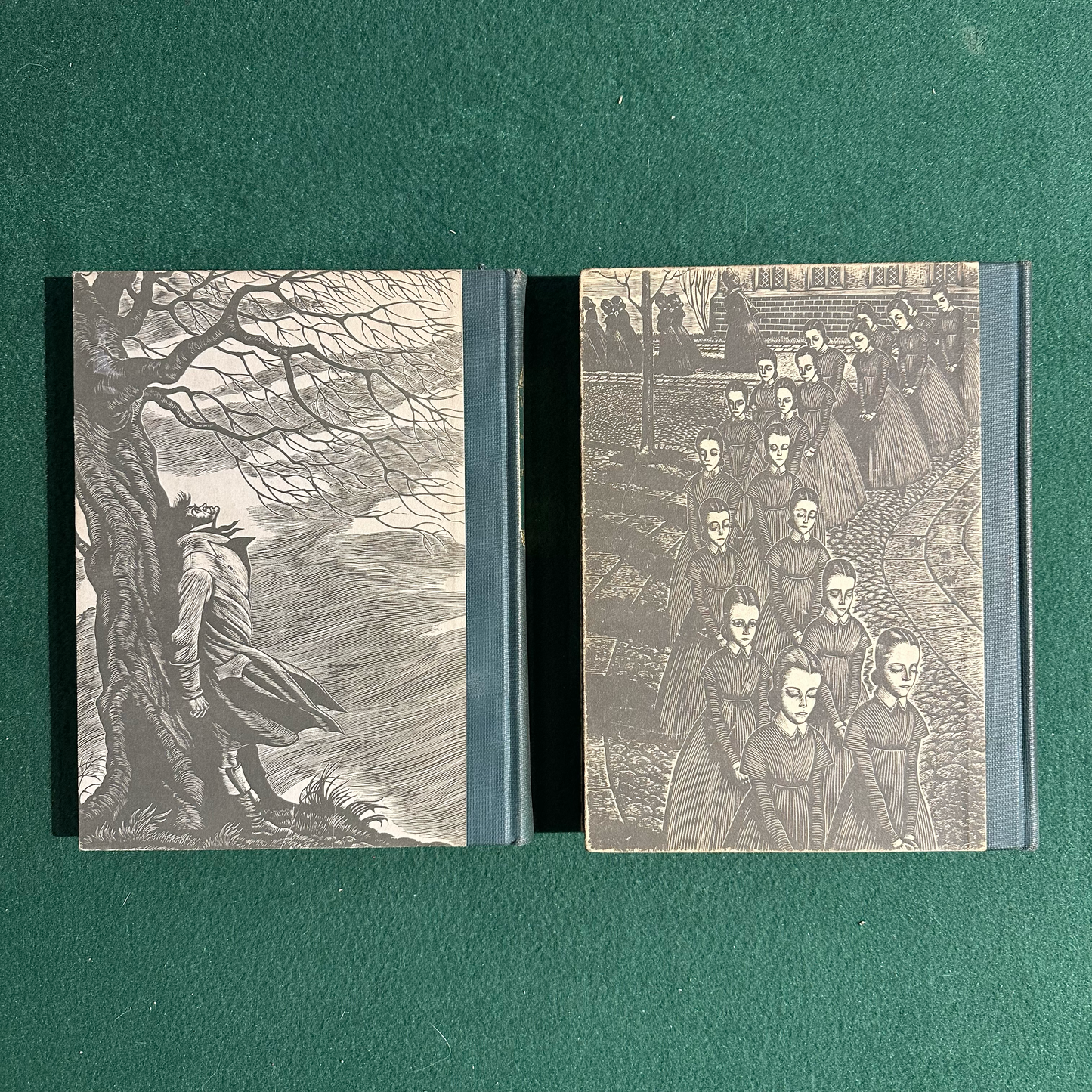 Vintage Fiction Hardbacks: The Bronte Sisters Collection: Jane Eyre &amp; Wuthering Heights Slipcase Set 1943