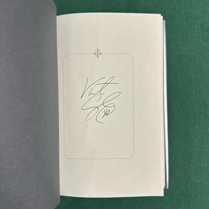 Fantasy Hardbacks: Victoria Aveyard - The Red Queen Series, Books 1-4 ALL SIGNED FIRST EDITIONS