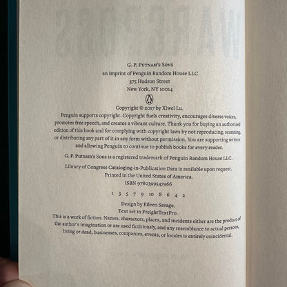 Sci-Fi Hardback: Marie Lu - Warcross FIRST EDITION