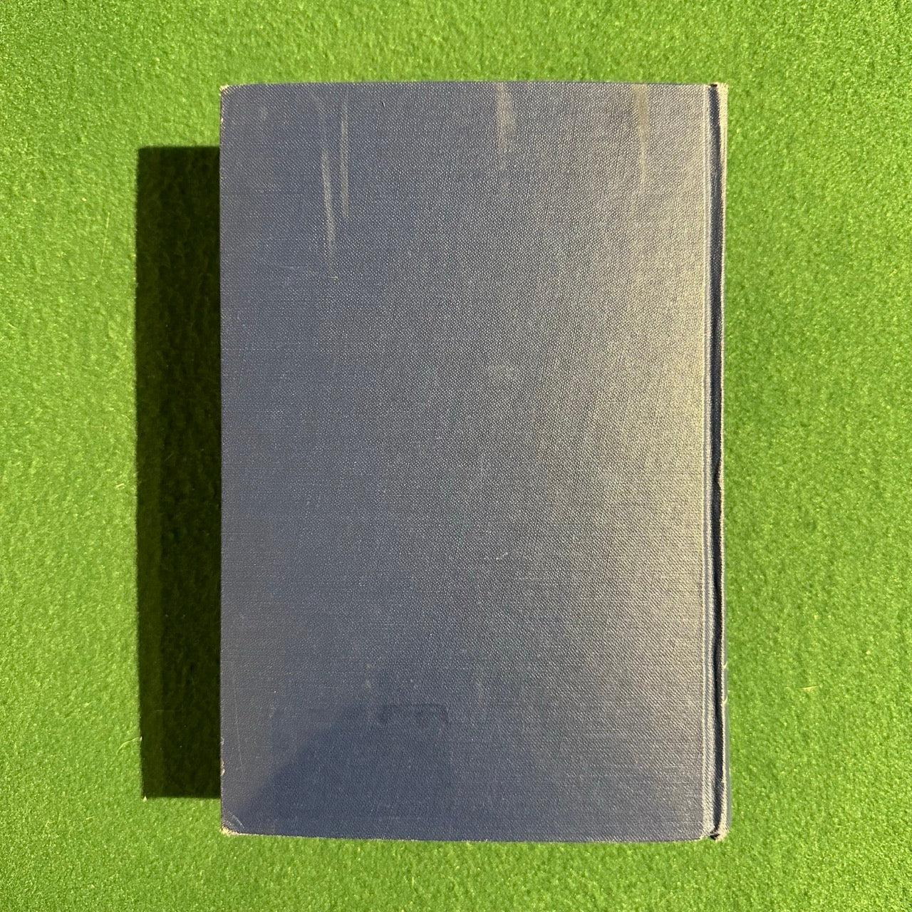 Vintage Non-Fiction Hardback: Ralph Mayer - The Artist's Handbook of Materials and Techniques