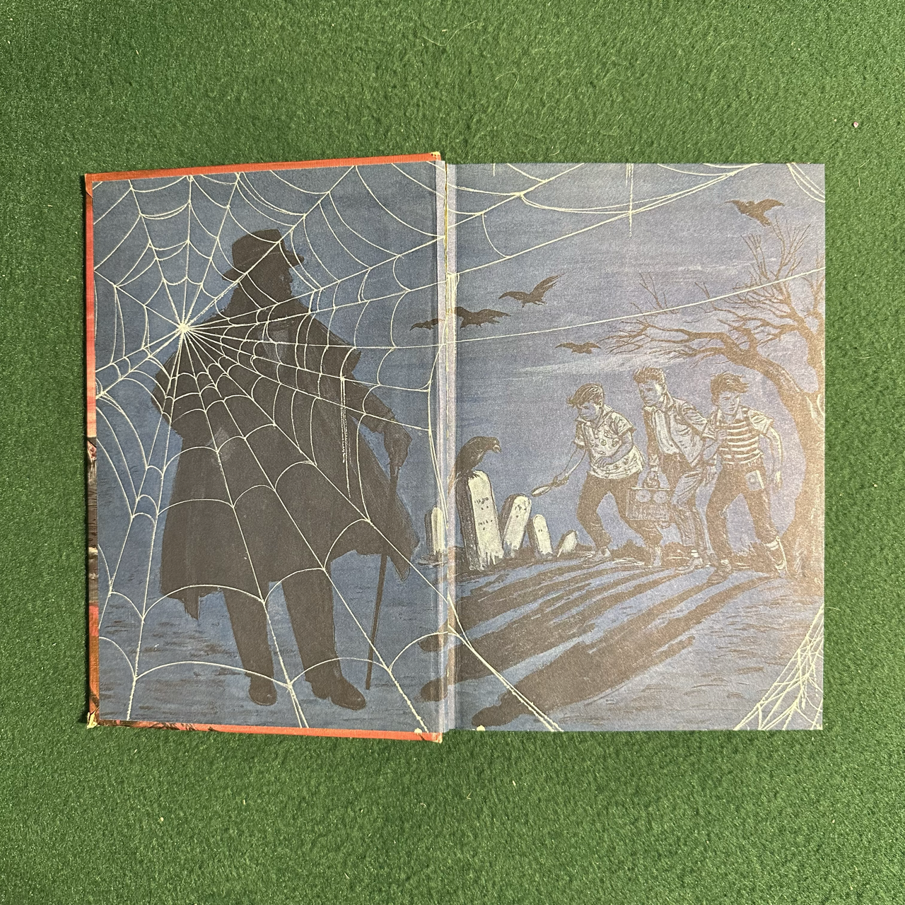 Vintage Fiction Hardback: Nick West - The Three Investigators in The Mystery of the Coughing Dragon