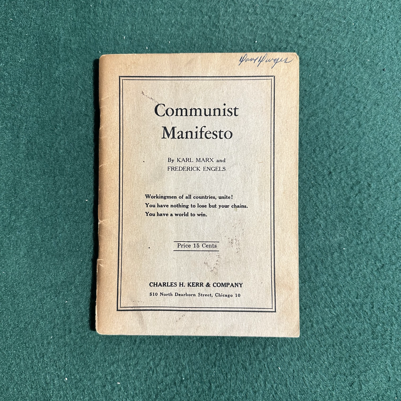 Vintage Non-Fiction Paperback: Karl Marx and Frederick Engels - The COmmunist Manifesto 1947