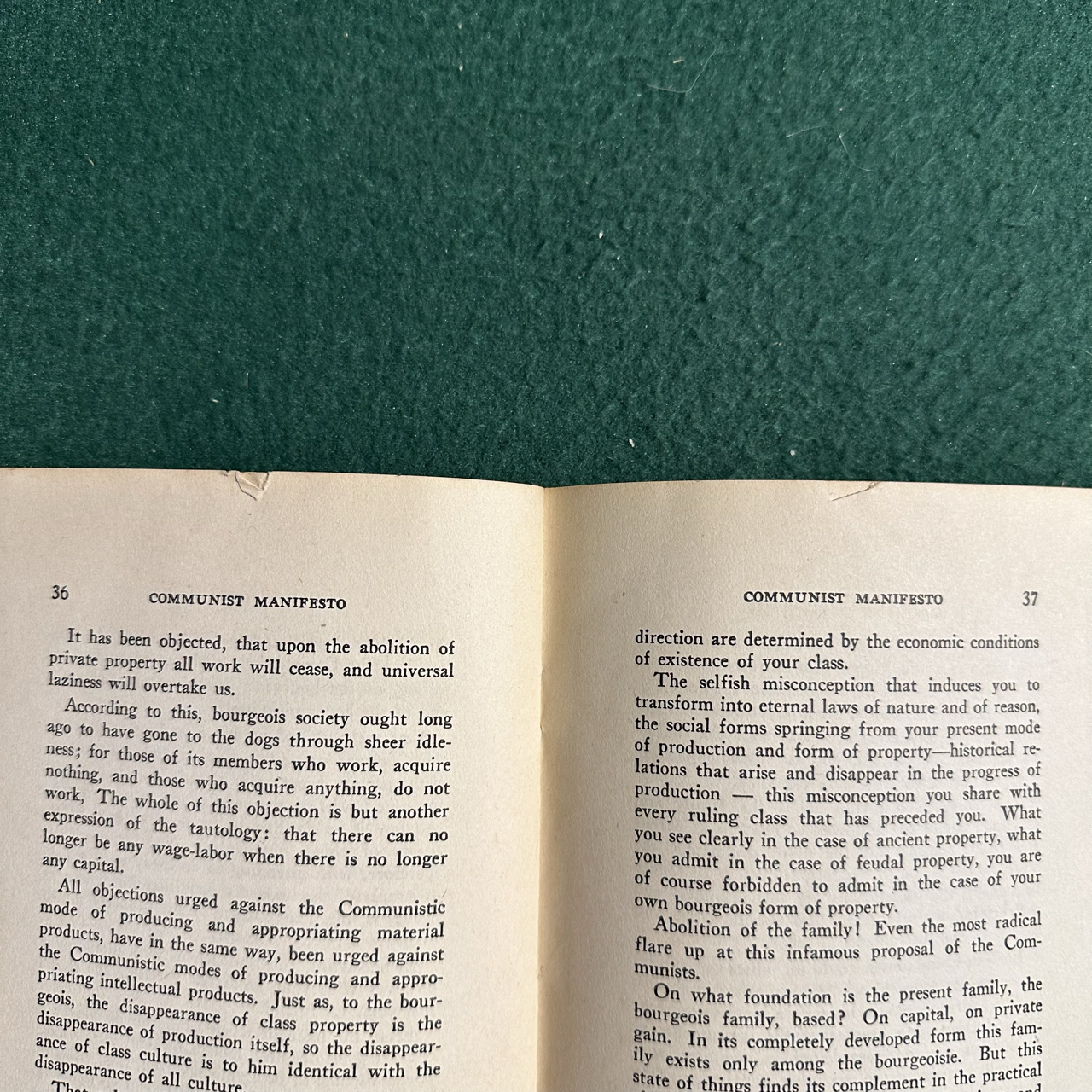 Vintage Non-Fiction Paperback: Karl Marx and Frederick Engels - The COmmunist Manifesto 1947