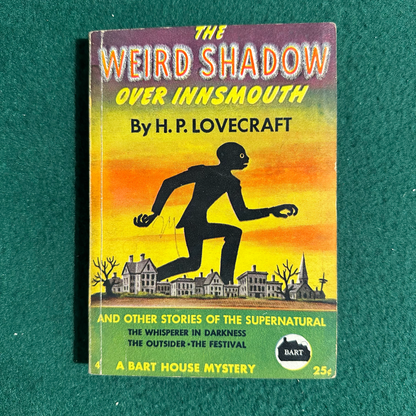 Vintage Horror Paperback: HP Lovecraft - The Weird Shadow Over Innsmouth