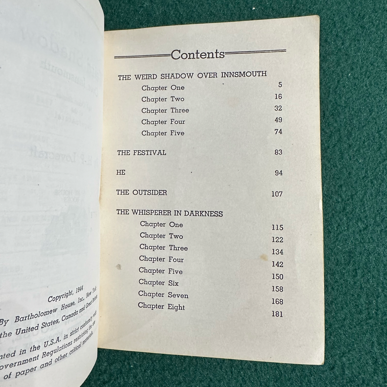 Vintage Horror Paperback: HP Lovecraft - The Weird Shadow Over Innsmouth