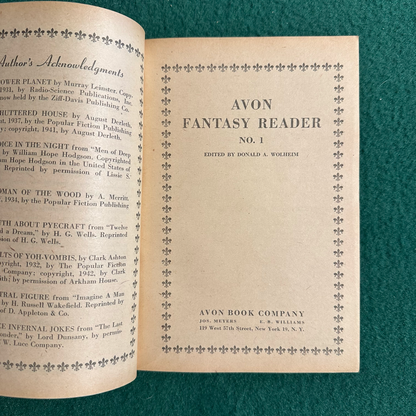 Vintage Fantasy Paperback: Avon Fantasy Reader #1 1947