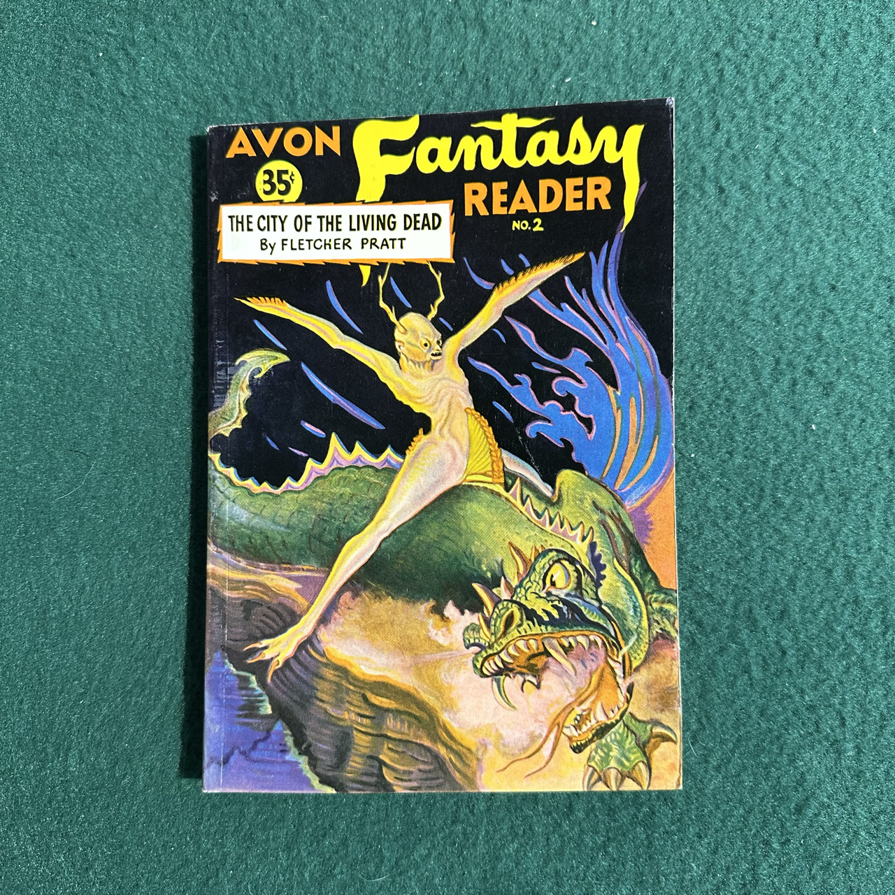 Vintage Fantasy Paperback: Avon Fantasy Reader #2 1947