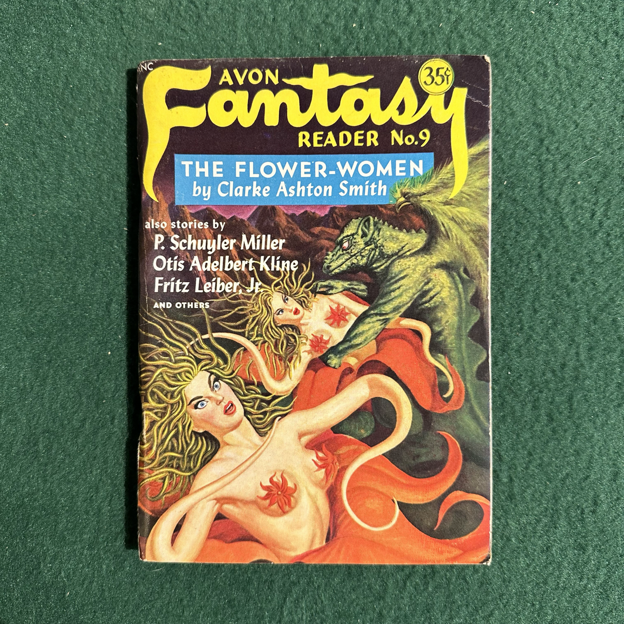 Vintage Fantasy Paperback: Avon Fantasy Reader #9 1948
