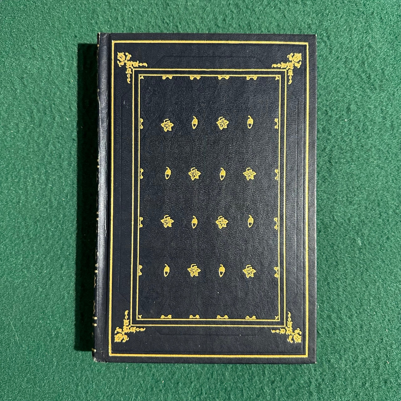 Vintage Sci-Fi Hardback: Arthur C Clarke - 2001: A Space Odyssey