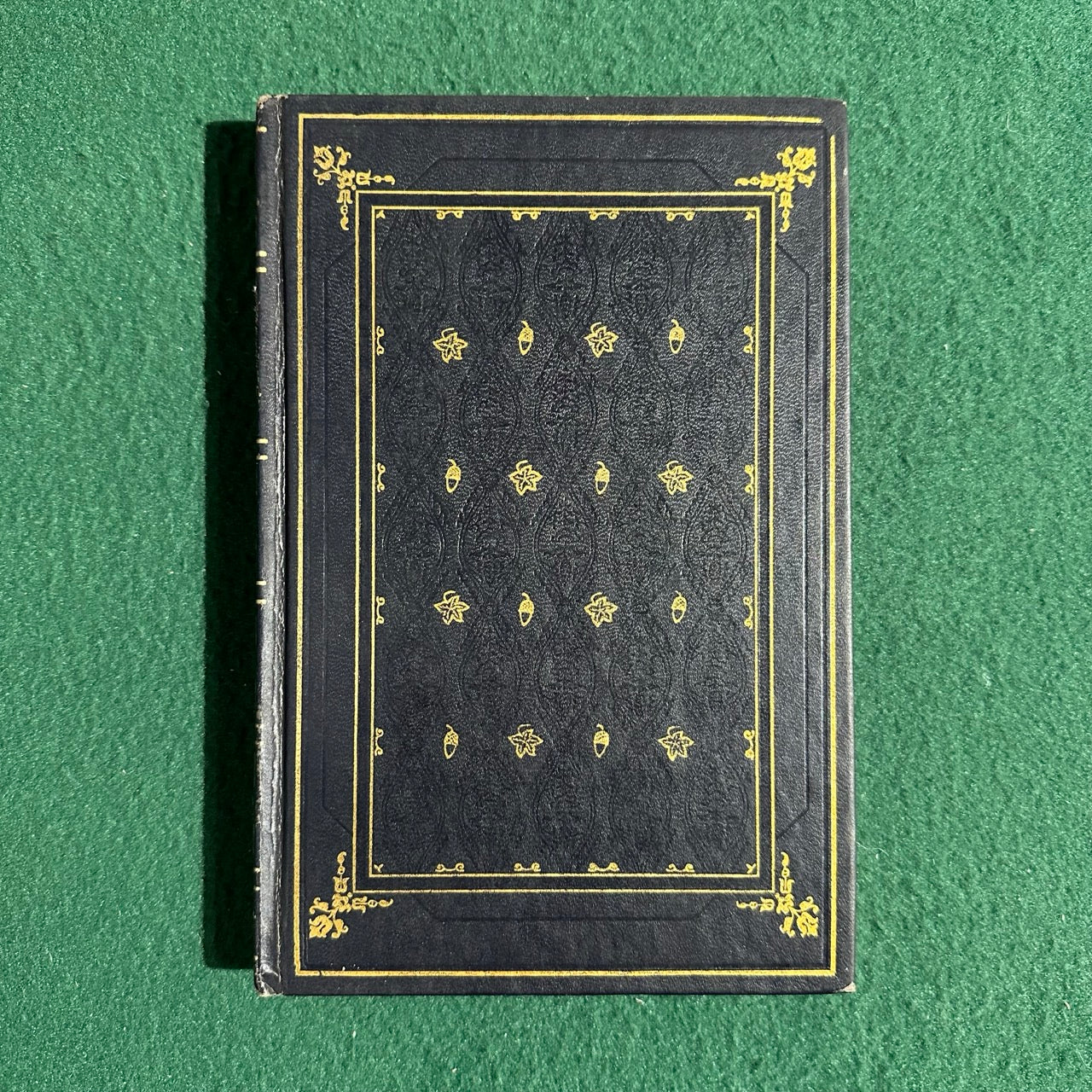 Vintage Sci-Fi Hardback: Kurt Vonnegut Jr. - Slaughterhouse-Five