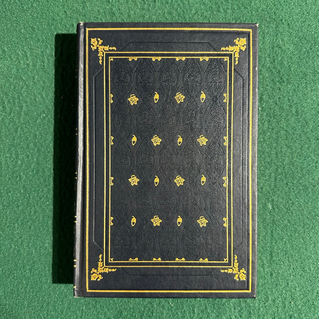 Vintage Sci-Fi Hardback: Kurt Vonnegut Jr. - Breakfast of Champions